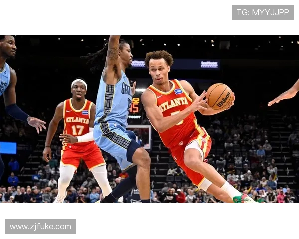 老鹰与灰熊精彩对决全场录像回放及精彩瞬间分析