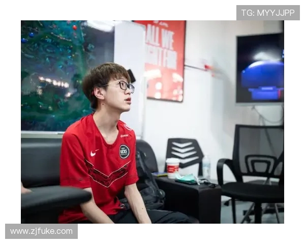 赛后复盘:EDG与TES对决中的战术意识与团队配合分析 赛后复盘:EDG与TES对决中的战术意识与团队配合分析