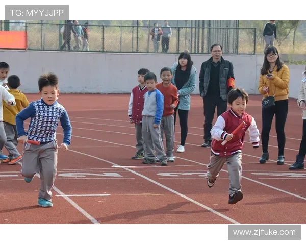 南京滑板队的成长之路：攀岩联赛中的拼搏与梦想