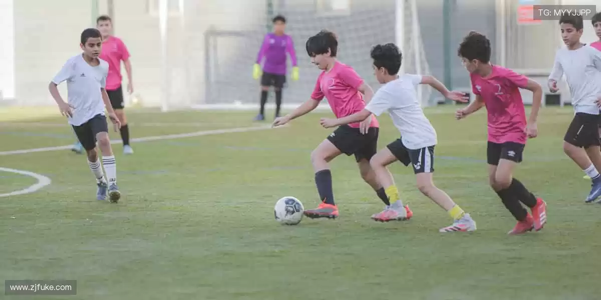 「突破极限，超越自我 —— 这里是体育精神的终极舞台！🔥报名参赛，书写你的传奇！」